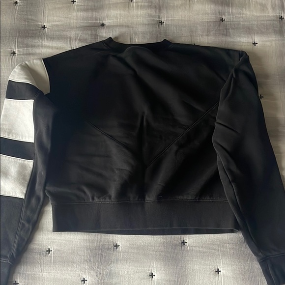 Adidas Black and White Sweatshirt - Picture 2 of 4